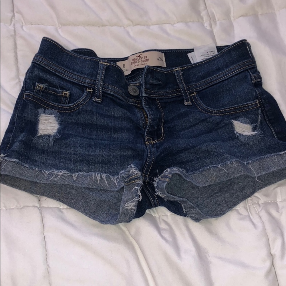 dark blue hollister shorts